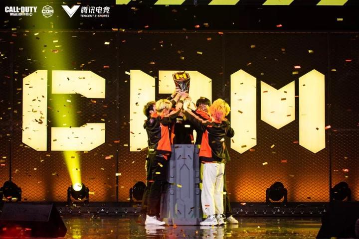 包含《使命召唤》选手结婚:电竞爱情故事与家庭生活的词条 包含《使命召唤》选手结婚:电竞爱情故事与家庭生活的词条