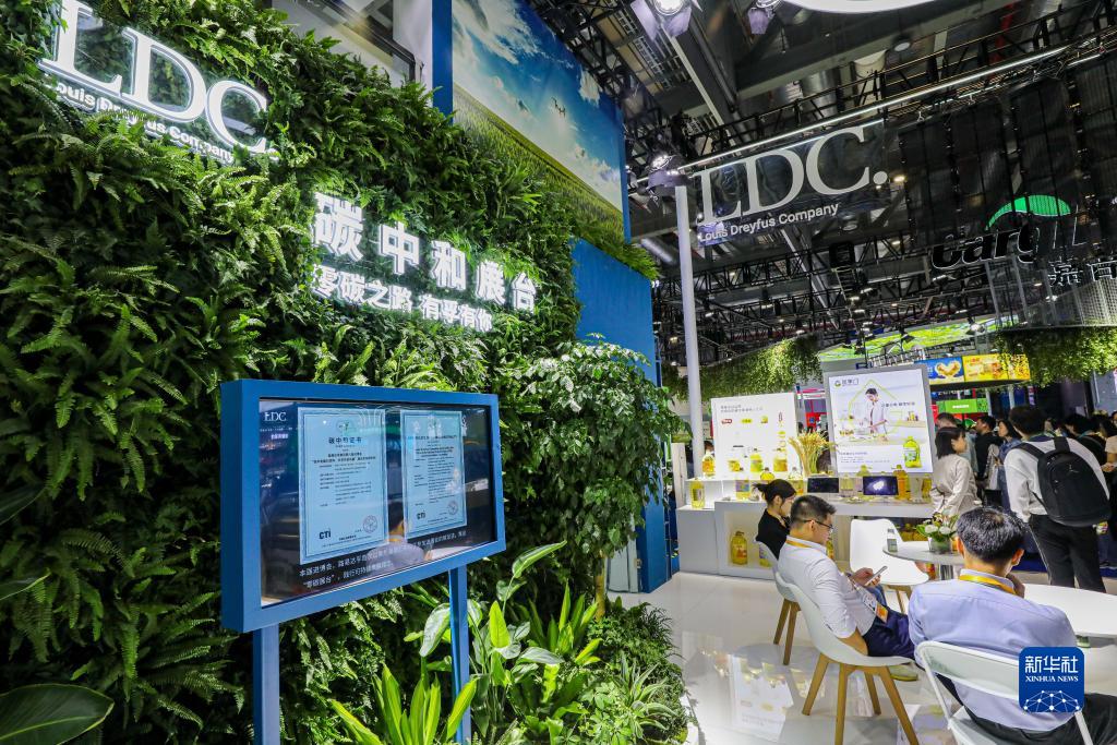 响应绿色环保:比赛场馆采用可持续材料 响应绿色环保:比赛场馆采用可持续材料