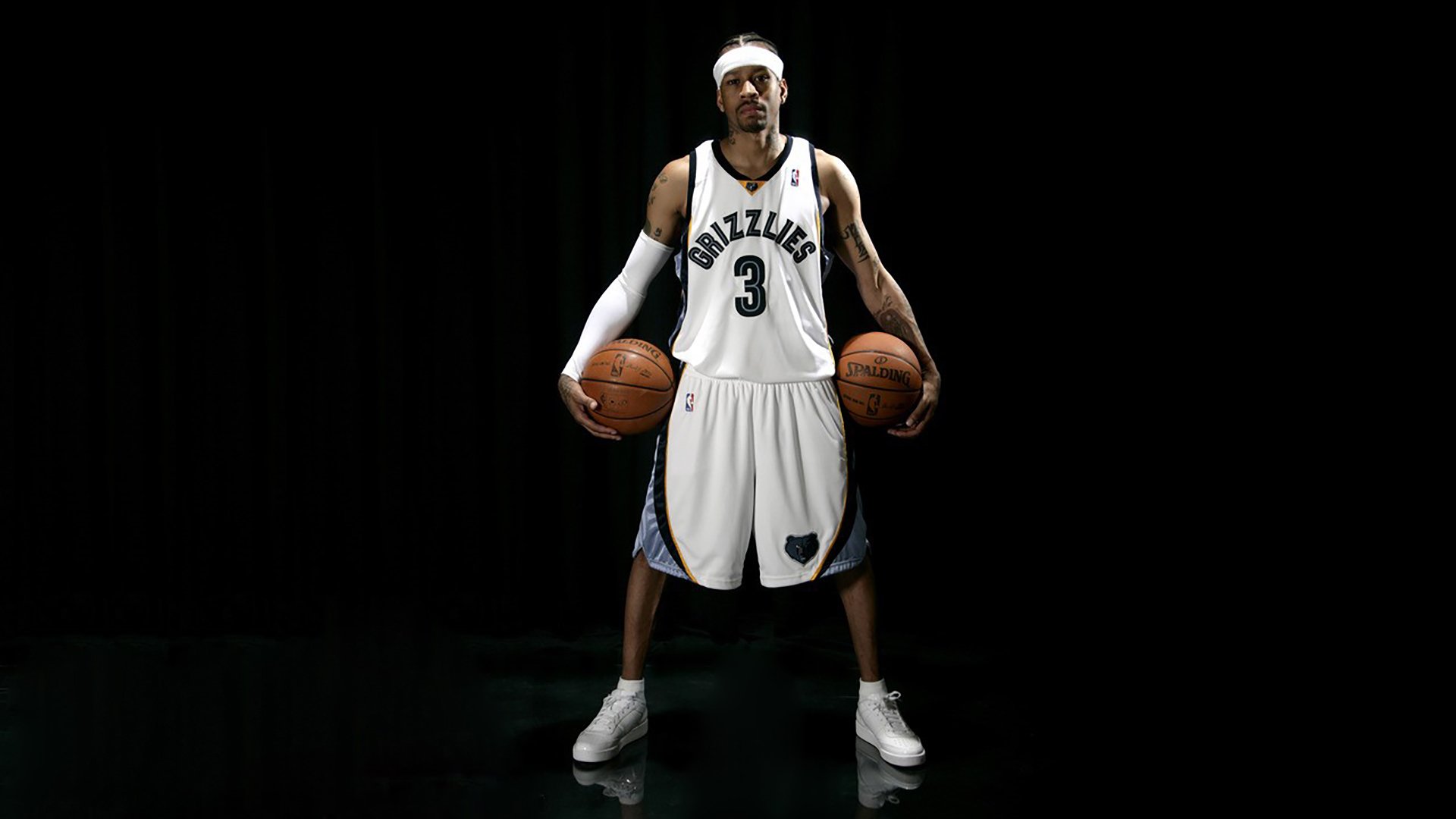 季后赛历史:库里在“决胜局”投中关键三分,帮助勇士逆转取胜!